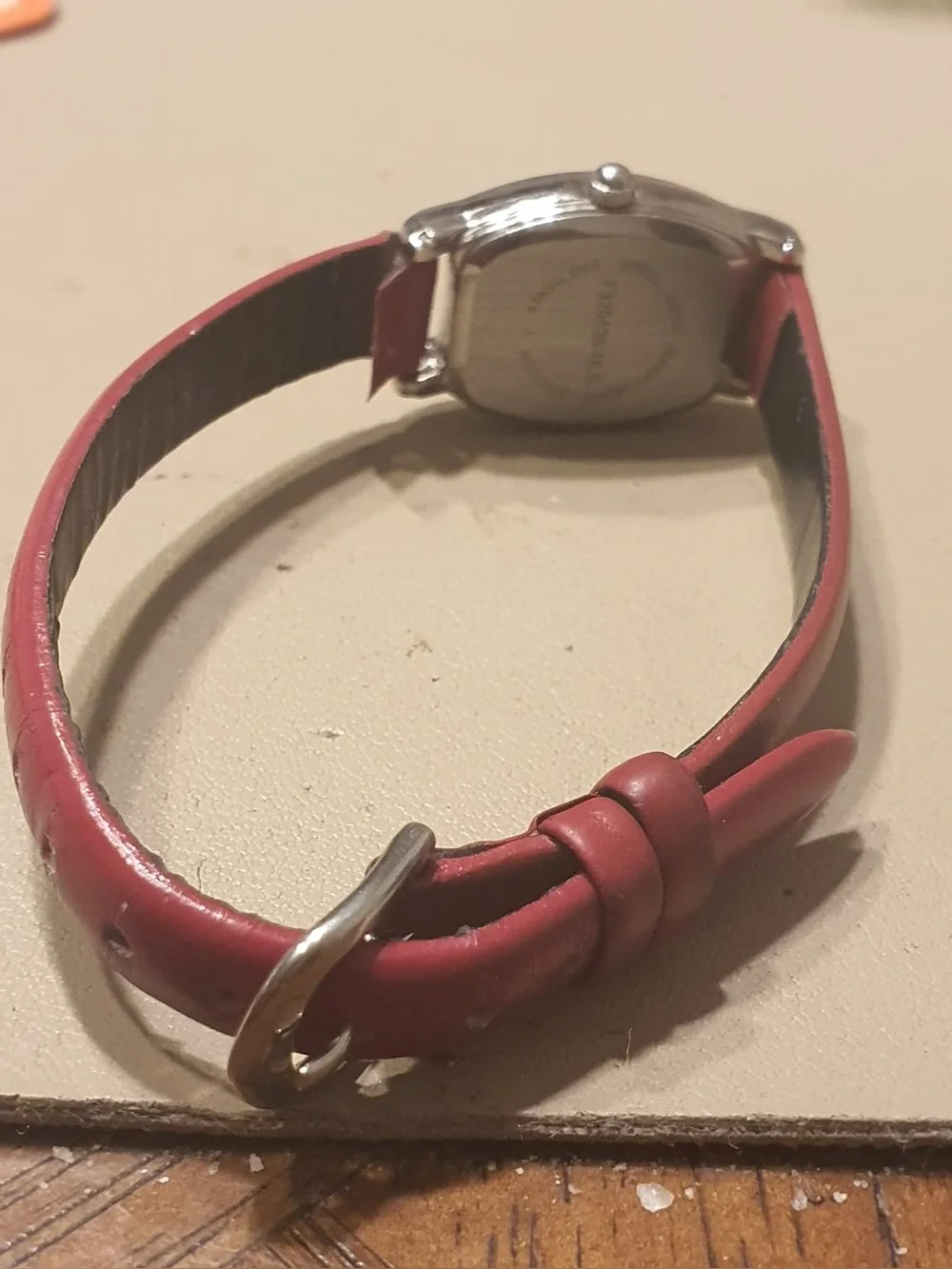 🦋10/$20🦋 Silver/MOP Diamond Leather Women's Watch